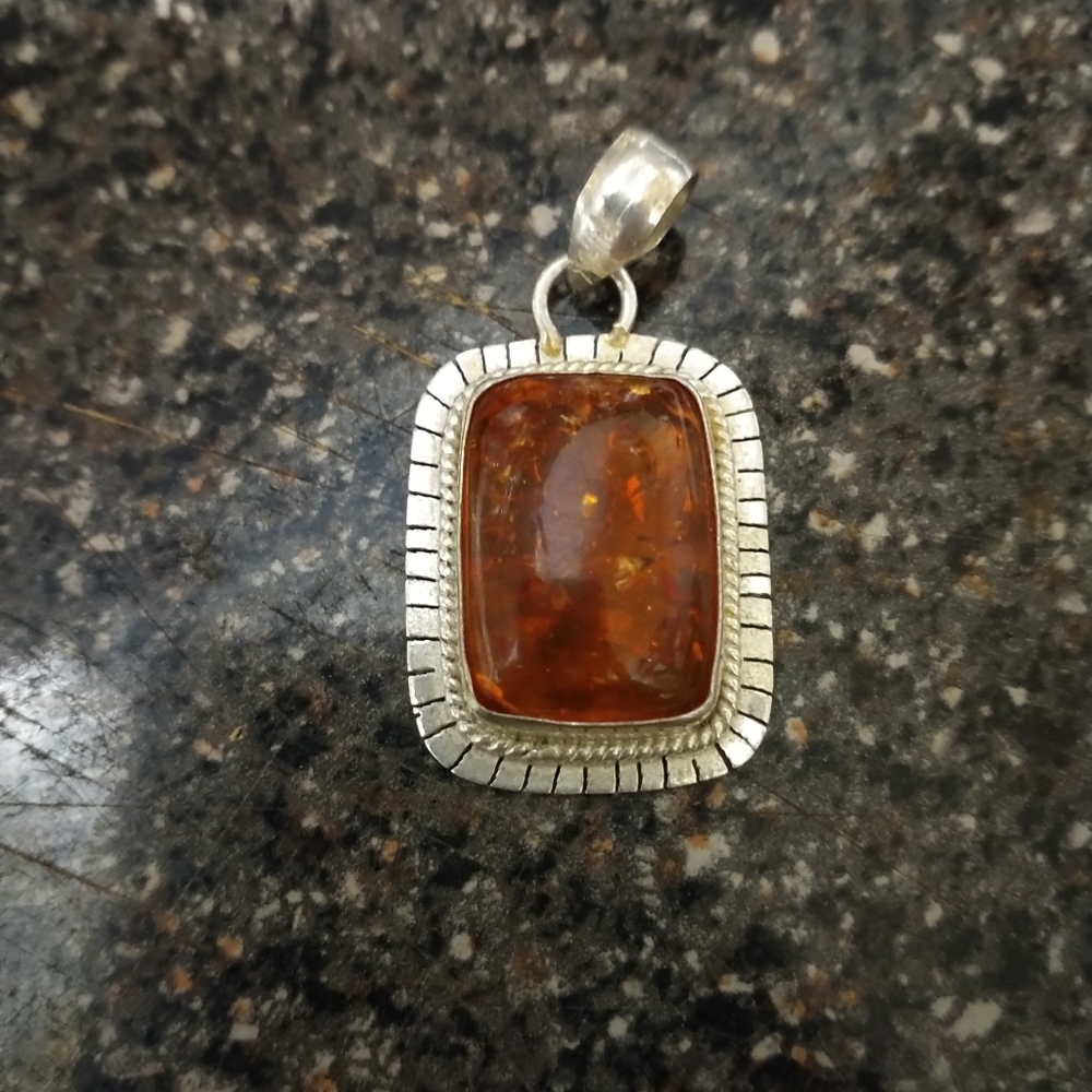 COPY - 925 Silver Amber Pendant
